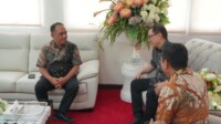 Tingkatkan SDM Bupati Yusra Alhabsyi Temui Rektor Unsrat Manado