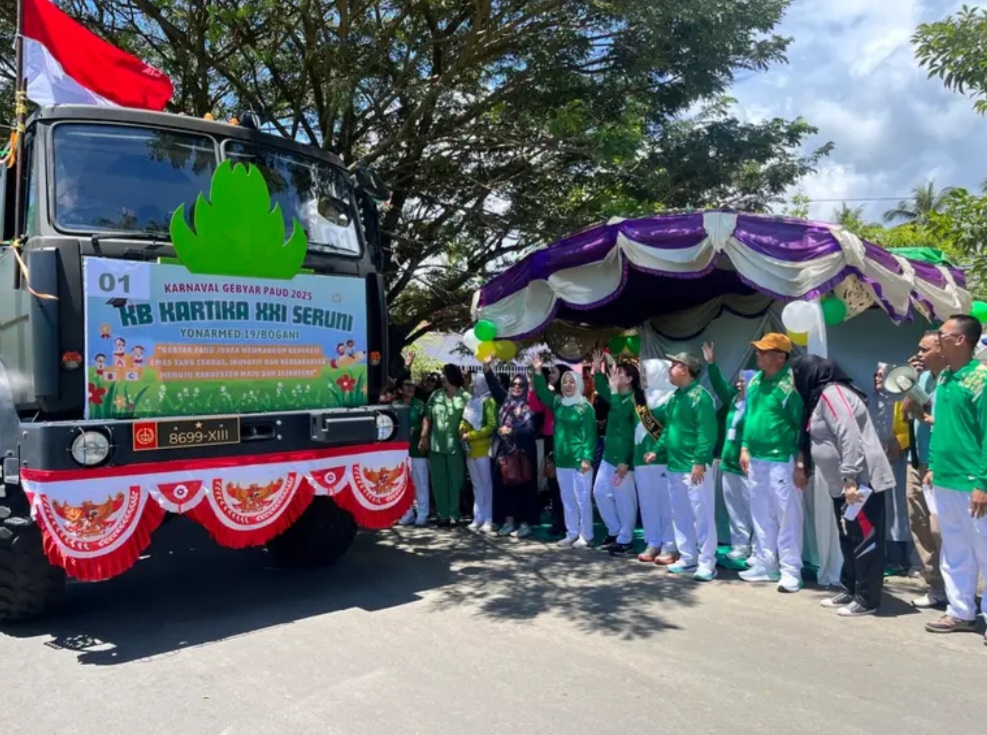 Bupati Yusra Resmi Lepas Karnaval Gebyar PAUD Bolmong 2025