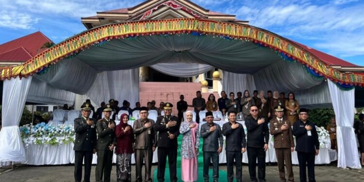 Bupati dan Wabup Bolmong Hadiri Upacara HUT Bhayangkara ke 79