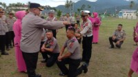 Kapolres Bolmong Pimpin Upacara Kenaikan Pangkat