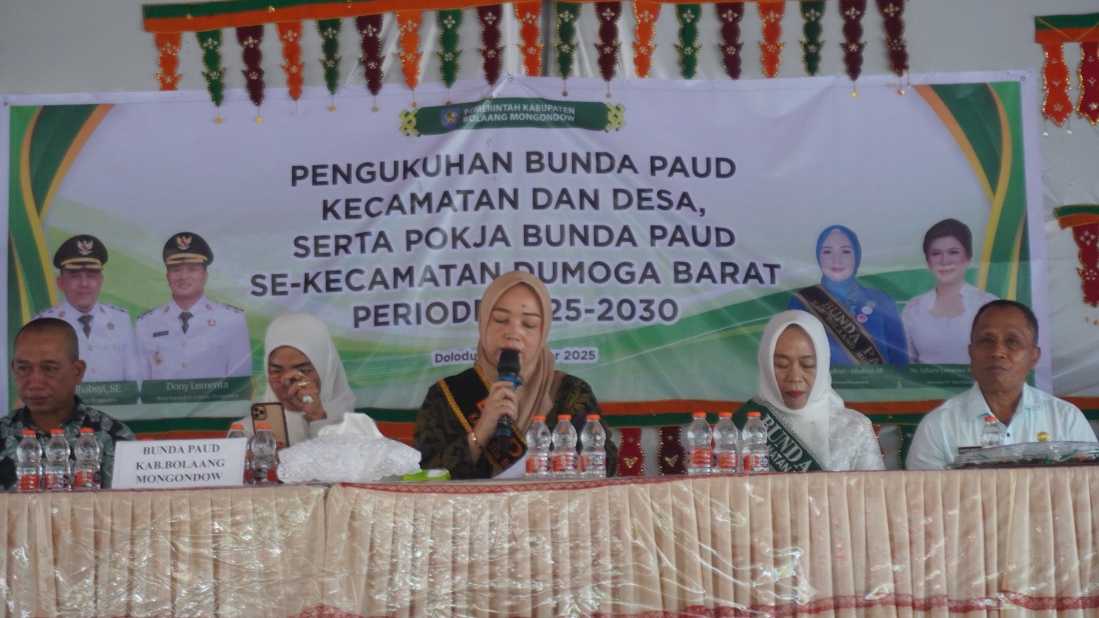 Kalsum Alhabsyi Kukuhkan Bunda PAUD se Kecamatan Dumoga Barat