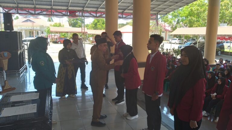 Bupati Yusra Alhabsyi Lepas 216 Mahasiswa KKN IKTGM