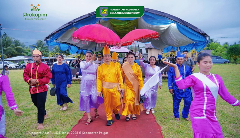 Wabup Dony Lumenta Hadiri Upacara Adat Tulude di Tiberias